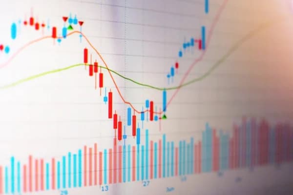 Aluminium ingot destocking trend continues; macro pressure keeps aluminium prices in the doldrums