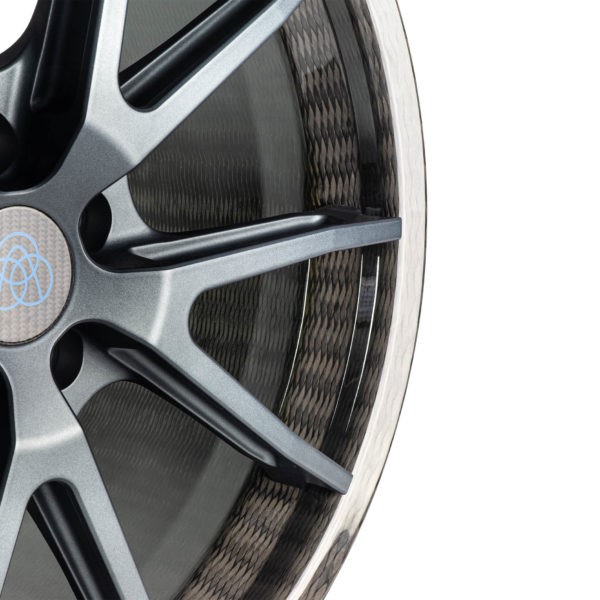 CFRP-Aluminium hybrid wheel is set for series production