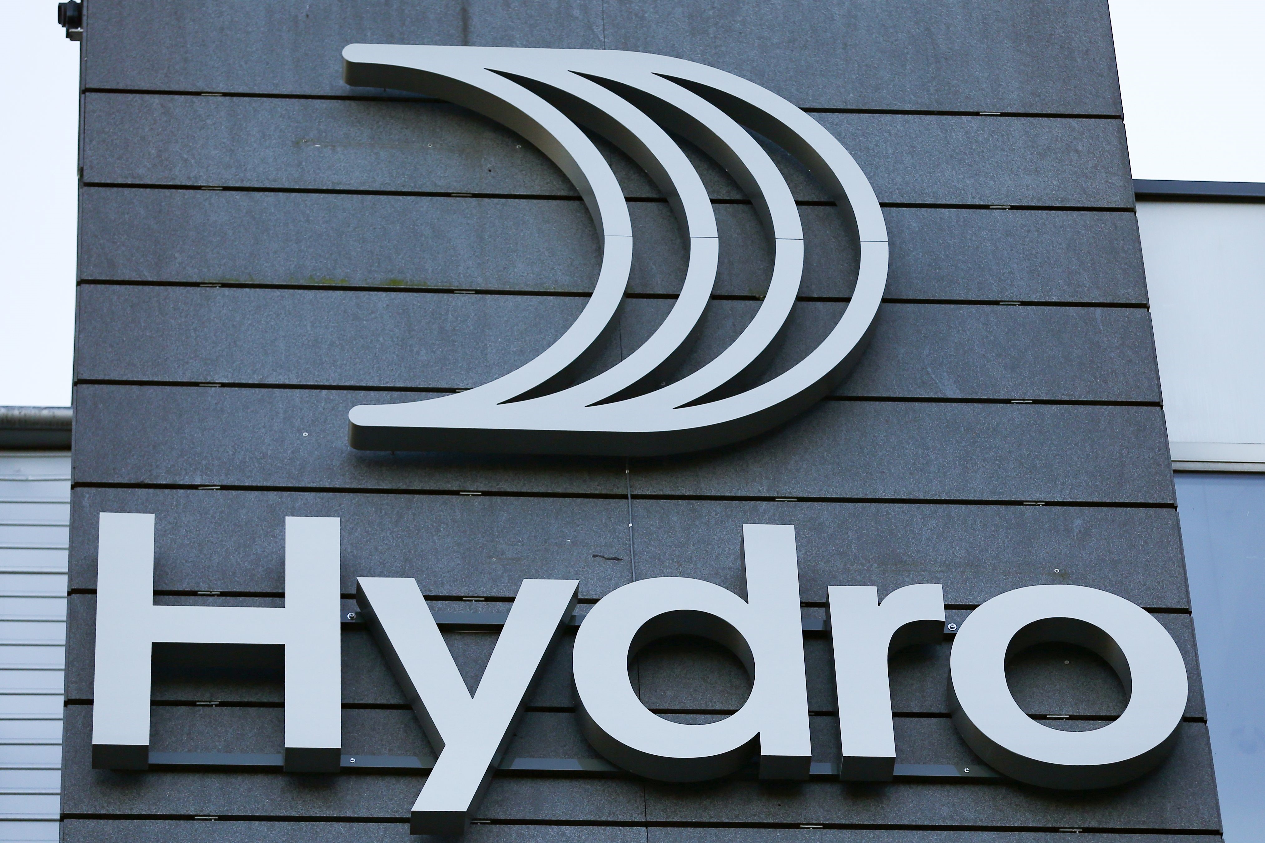 Hydro to deliver first near-zero carbon aluminium in 2022, a step to carbon-free aluminium by 2030