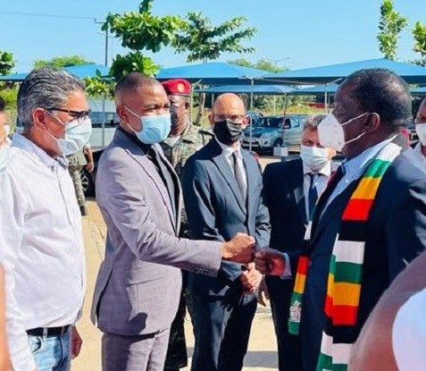 Zimbabwean President during his Mozambique tour visits energy and aluminium wire assets 