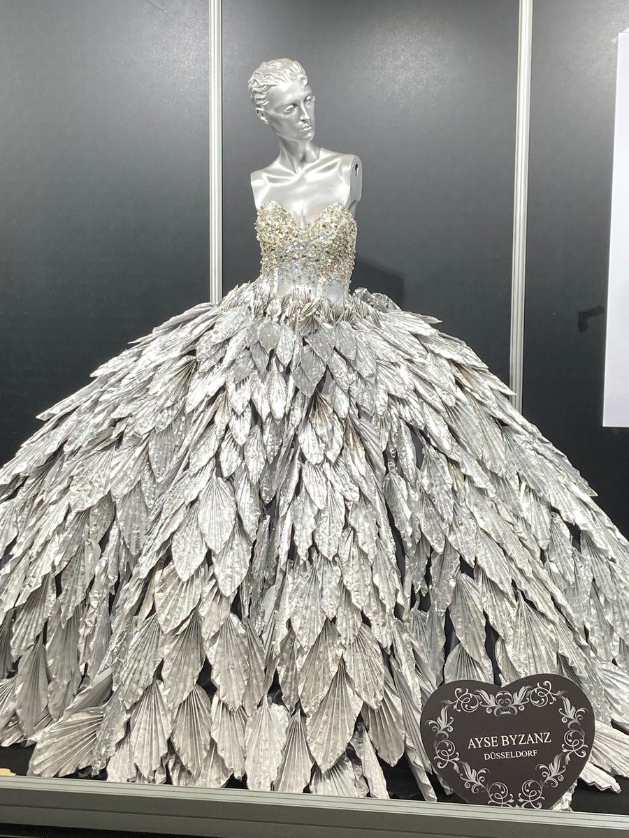 Aluminium wedding gowns by Ayse Byzanz on display at Düsseldorf Event, Alcircle News