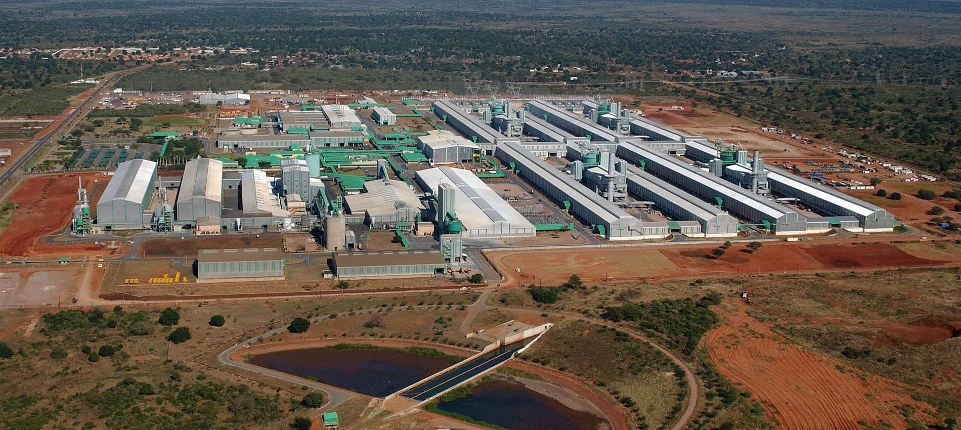 South32 suspends potline at Mozal aluminium smelter after two deaths and one injury in an accident