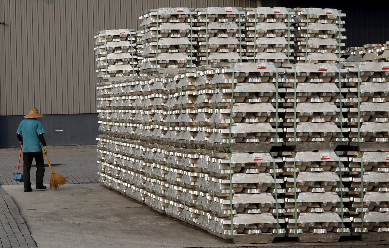 Japan aluminium premiums rises