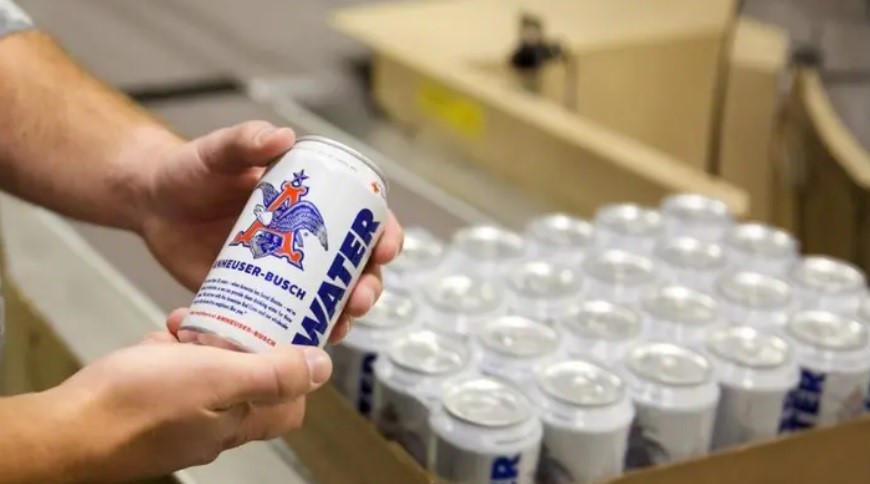 Anheuser-Busch delivers aluminium canned emergency drinking water to Louisiana households