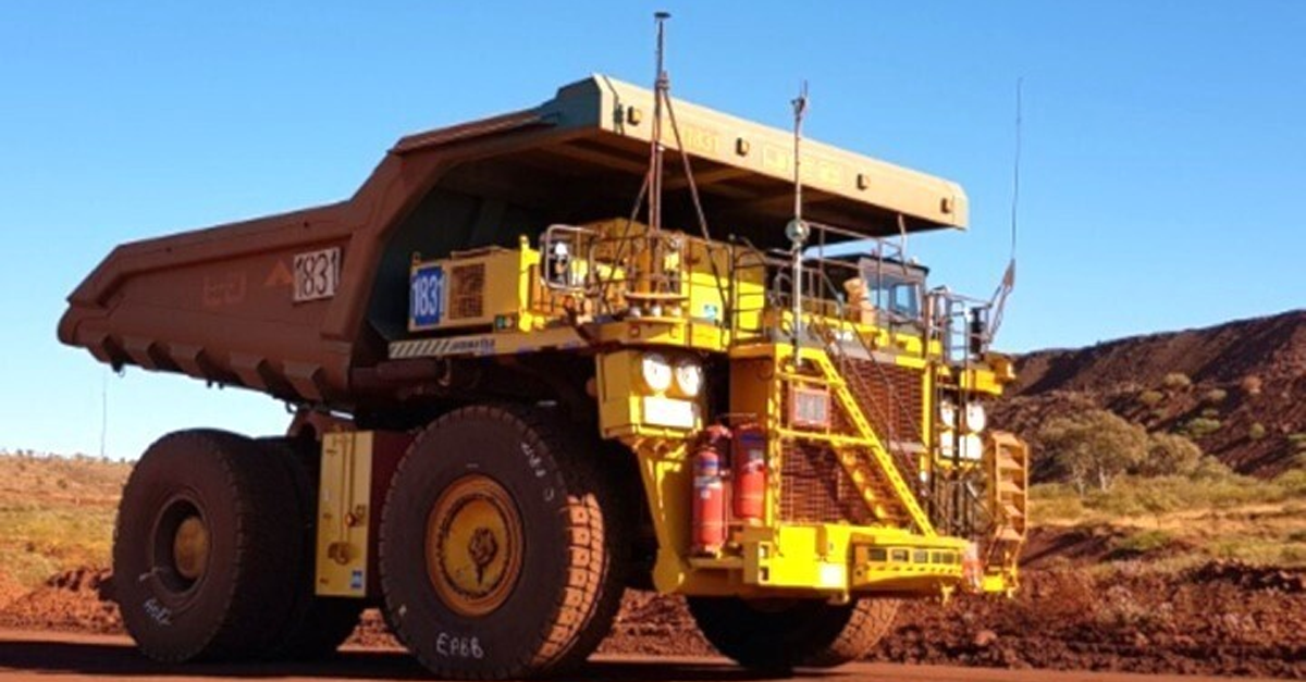 Rio Tinto welcomes 300th Komatsu autonomous haulage