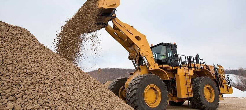 Big wheels, bigger results: Cat 992 Loaders drive Bauxite Hill output to the maximum