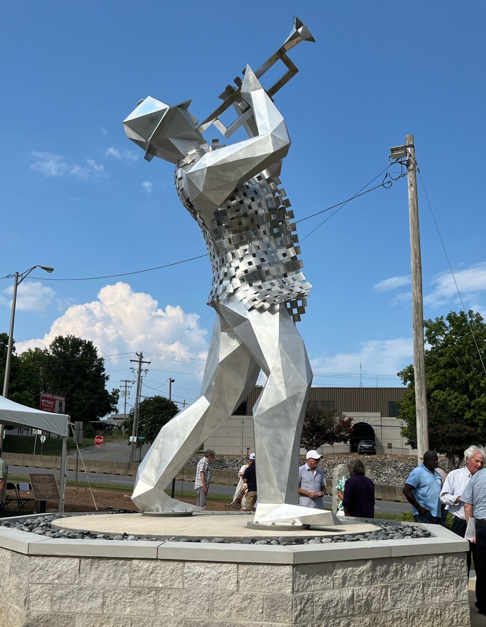 Constellium's aluminium, a part of Muscle Shoals's 18-foot-long sculpture