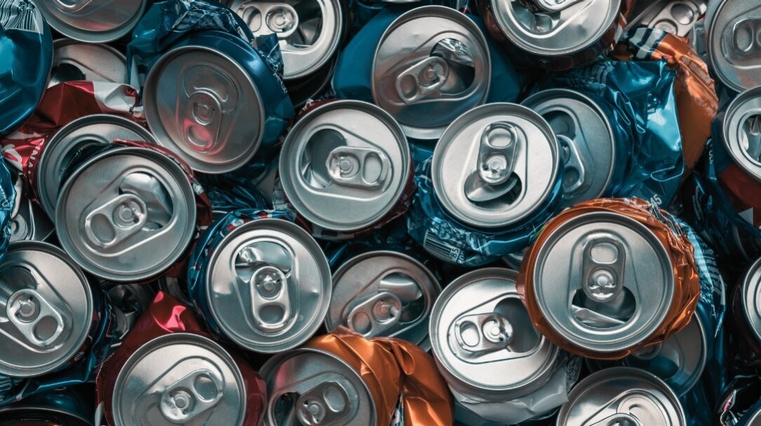 Circular economy in packaging: The recycling success of aluminium cans, glass & pet bottles