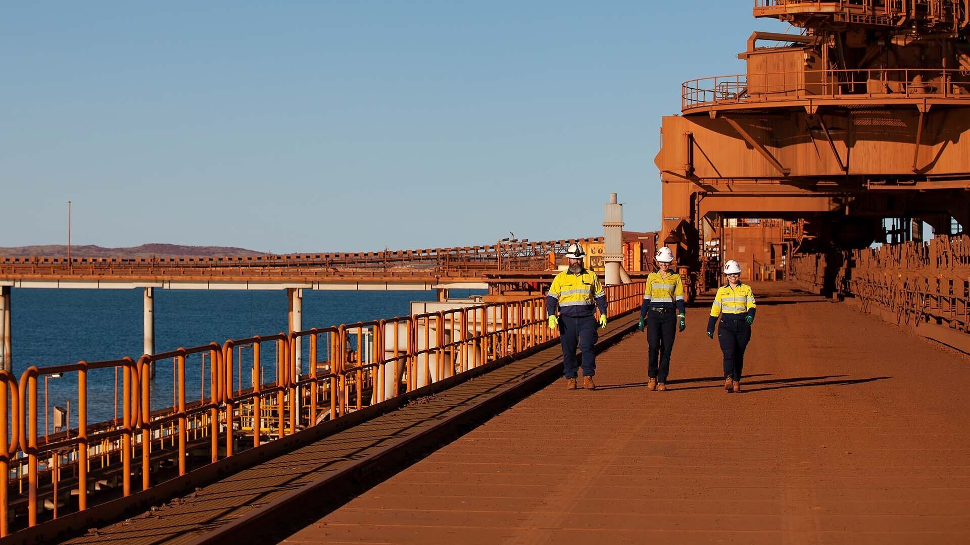 Rio Tinto and Edify Energy sign landmark solar and battery agreement for Rio Tinto’s Gladstone operations