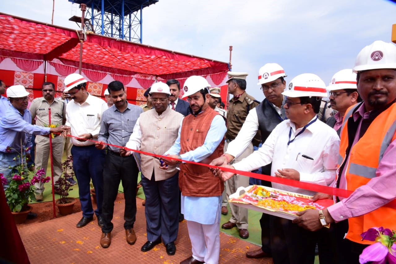 Minister of Mines Pralhad Joshi lays foundation stones